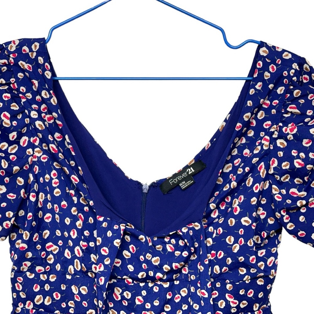 435 - FOREVER 21 DRESS - Medium - Picture 6 of 14